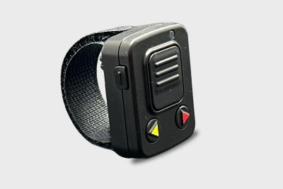Bluetooth Multi Push to Talk- och personlarmsknapp.